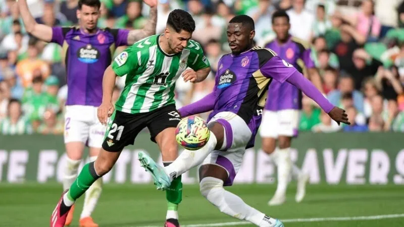 Giải mã kèo nhà cái Real Betis vs Valladolid - 25/04/2025 - La Liga 3 Dự đoán kết quả Real Betis vs Valladolid